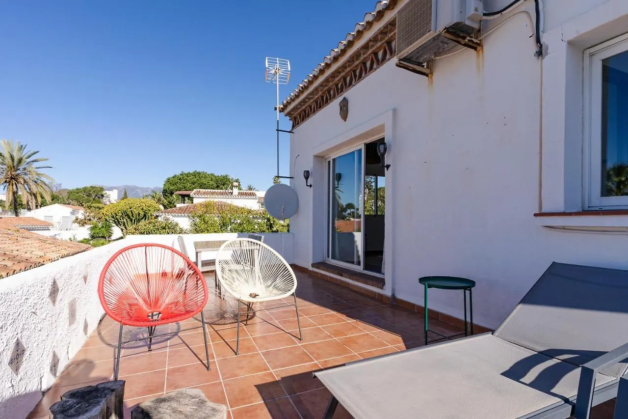 Casa Alejandro Villa Marbella Dağ evi